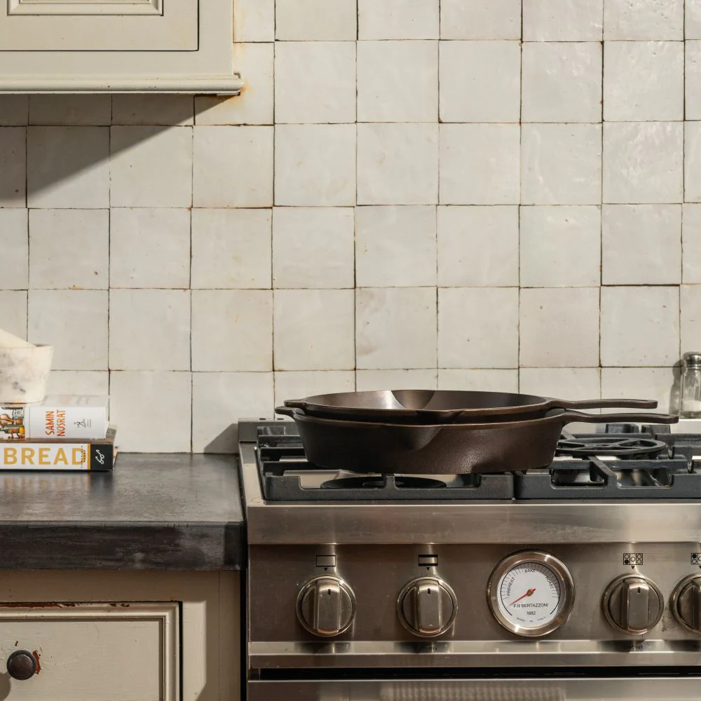Lancaster Skillet Duo: No. 8 & No. 10 - Image 5